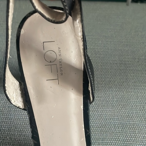 Ann Taylor Loft Black and wicker Tan Heels with Peep-Toe Design basket heal - Picture 10 of 11